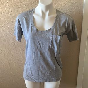 5/$15 Short sleeve t-shirt